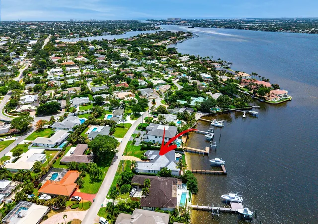 Photo 2 of Sale Pending at 47 River Dr, Jupiter, FL 33469 | MLS# B26036288 | Listing updated on 2026-09-14