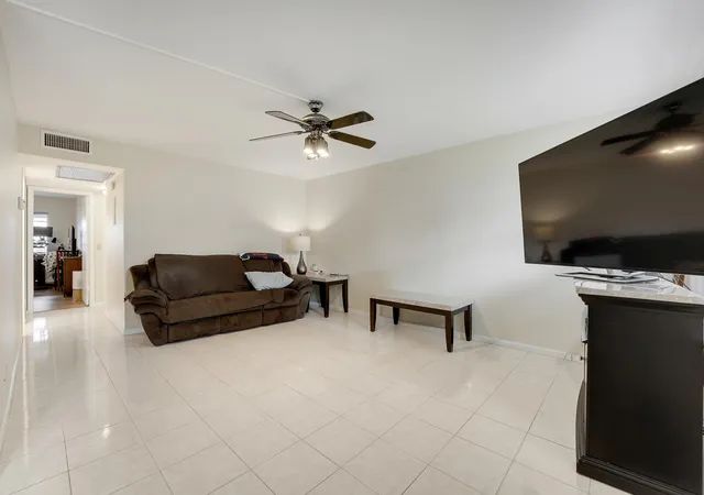 Photo 1 of Sale Pending at 1011 Exeter, Boca Raton, FL 33434 | MLS# B26036339 | Listing updated on 2026-09-16