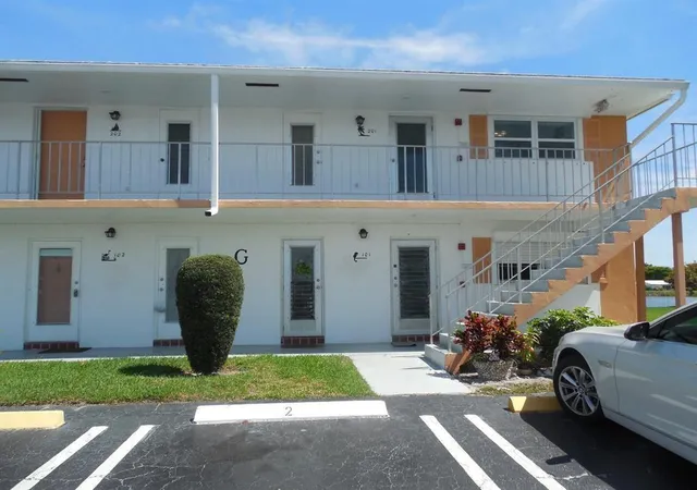 Photo 3 of Condo for sale at 1116 Lake Ter #214, Boynton Beach, FL 33426 | MLS# B26037024 | Listing updated on 2026-09-24