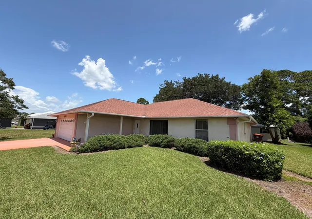 Single family home for sale at 1036 18th Street SW, Vero Beach, FL 32962 | MLS# B26037172 | Listing updated on 2026-10-07
