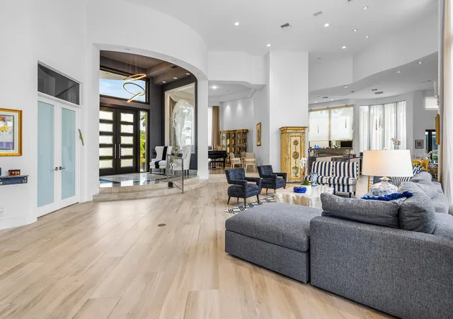 Photo 4 of Single family home for sale at 7027 Queenferry Cir, Boca Raton, FL 33496 | MLS# B26037727 | Listing updated on 2026-09-14