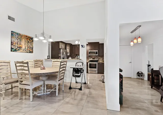 Photo 3 of Townhouse for sale at 4383 Willow Pond Cir, West Palm Beach, FL 33417 | MLS# B26037746 | Listing updated on 2026-09-14