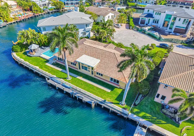 Photo 3 of Single family home for sale at 4204 Tranquility Dr, Highland Beach, FL 33487 | MLS# B26037838 | Listing updated on 2026-10-03