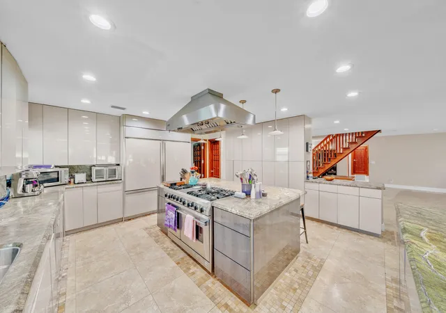 Photo 4 of Single family home for sale at 5844 Pinebrook Dr, Boca Raton, FL 33433 | MLS# B26038437 | Listing updated on 2026-10-07