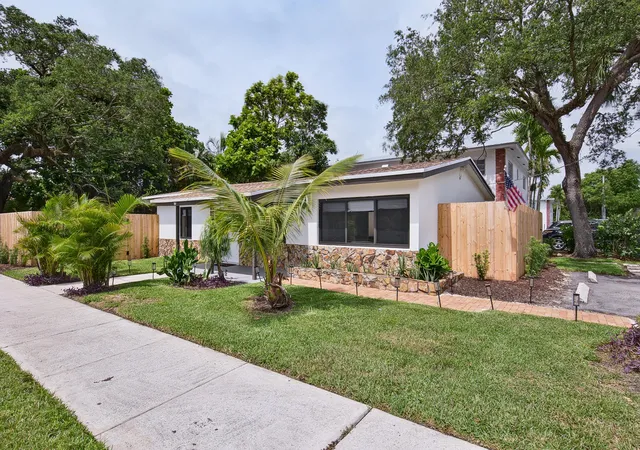 Photo 2 of Single family home for sale at 1101 Sw 19th Avenue, Fort Lauderdale, FL 33312 | MLS# B26038502 | Listing updated on 2026-09-14