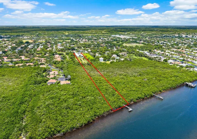 Photo 2 of Single family home for sale at 9741 Se Gomez Ave, Hobe Sound, FL 33455 | MLS# B26038591 | Listing updated on 2026-09-15