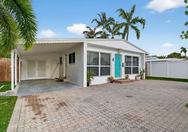 Photo 2 of Single family home for sale at 1606 Ne 15th Avenue #1606, Fort Lauderdale, FL 33305 | MLS# B26038950 | Listing updated on 2026-09-13