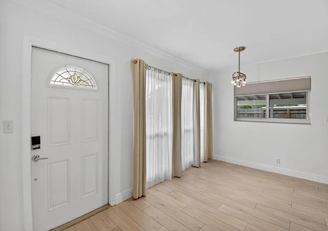 Photo 3 of Single family home for sale at 1606 NE 15th Avenue #1606, Fort Lauderdale, FL 33305 | MLS# B26038950 | Listing updated on 2026-09-13