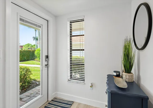 Listing Photo 5 - Condo for sale in building located at 4143 Kittiwake Ct, Boynton Beach, FL 33436 - Unit #Kittiwake