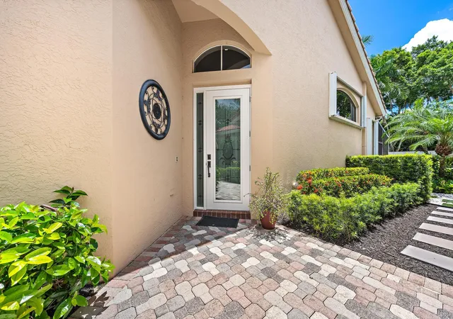 Photo 4 of Townhouse for sale at 8164 Sandpiper Way, West Palm Beach, FL 33412 | MLS# B26038959 | Listing updated on 2026-09-14