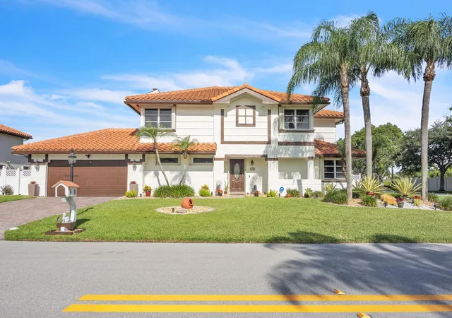 Photo 1 of Single family home for sale at 6431 Olde Moat Way, Davie, FL 33331 | MLS# B26039136 | Listing updated on 2026-09-13