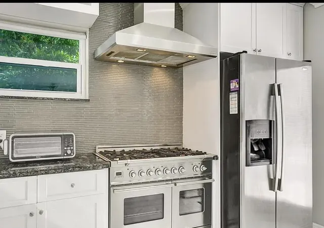 Photo 2 of Single family home for sale at 1760 Bel Air Ave, Pompano Beach, FL 33062 | MLS# B26039555 | Listing updated on 2026-09-15