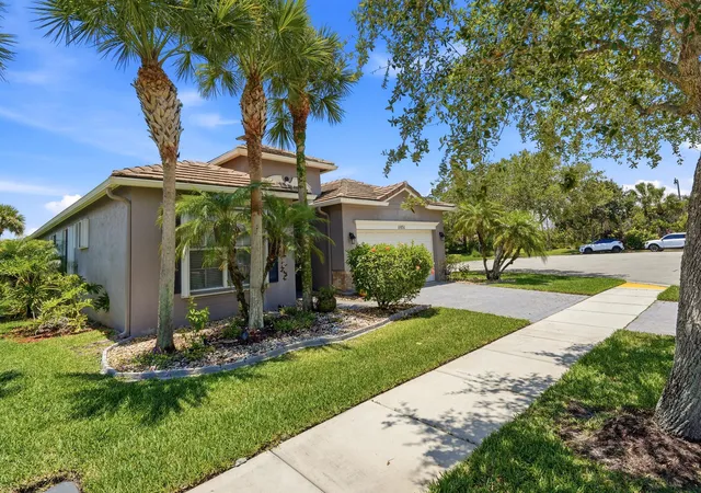 Photo 2 of Single family home for sale at 11031 Sw Dunhill Ct, Port Saint Lucie, FL 34987 | MLS# B26039884 | Listing updated on 2026-09-15