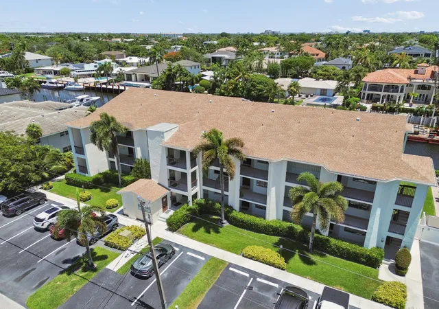 Photo 2 of Condo for sale at 2751 Ne 15th Street #103, Fort Lauderdale, FL 33304 | MLS# B26039995 | Listing updated on 2026-09-14