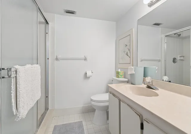 Photo 3 of Condo for sale at 2751 NE 15th Street #103, Fort Lauderdale, FL 33304 | MLS# B26039995 | Listing updated on 2026-09-14