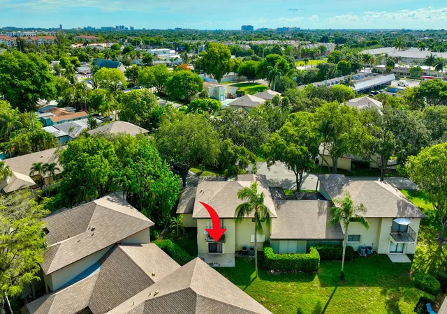 Photo 3 of Condo for sale at 3951 NE 19th Road #1701, Pompano Beach, FL 33064 | MLS# B26040777 | Listing updated on 2026-09-15