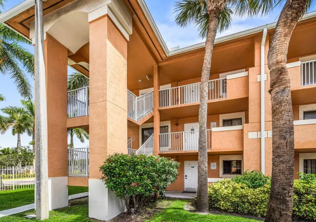 Photo 1 of Condo for sale at 6900 Sw 39th Street #101j, Davie, FL 33314 | MLS# B26041073 | Listing updated on 2026-09-14