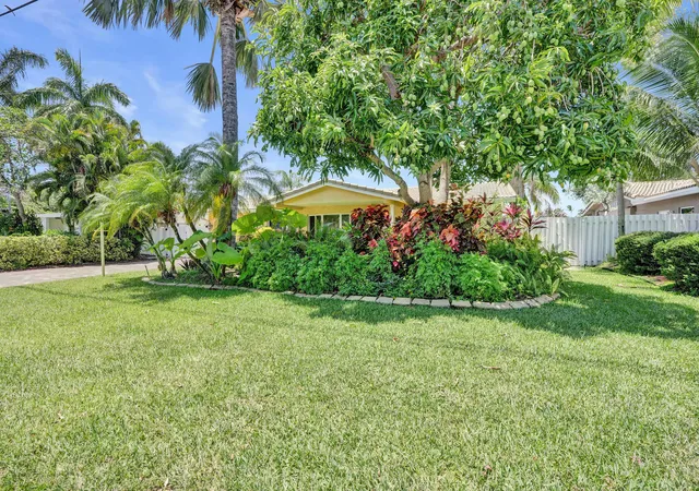 Photo 1 of Single family home for sale at 2265 Se 12th Street, Pompano Beach, FL 33062 | MLS# B26041135 | Listing updated on 2026-10-03