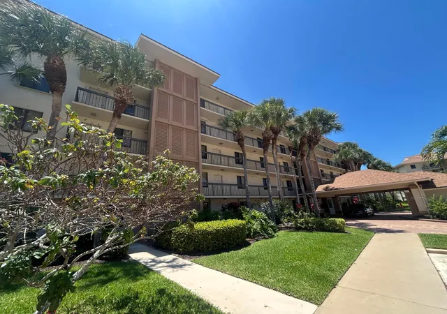 Photo 1 of Condo for sale at 1901 Marina Isle Way #302, Jupiter, FL 33477 | MLS# B26041264 | Listing updated on 2026-09-14