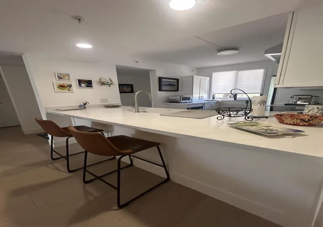 Photo 4 of Condo for sale at 1901 Marina Isle Way #302, Jupiter, FL 33477 | MLS# B26041264 | Listing updated on 2026-09-14