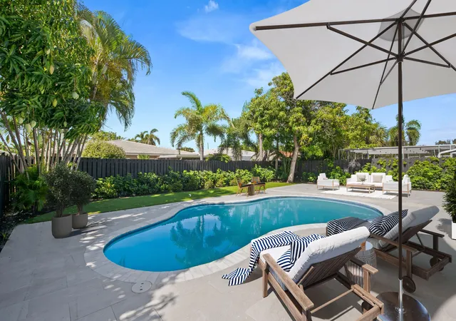 Photo 4 of Single family home for sale at 1750 NE 49th Street, Oakland Park, FL 33334 | MLS# B26041287 | Listing updated on 2026-09-16