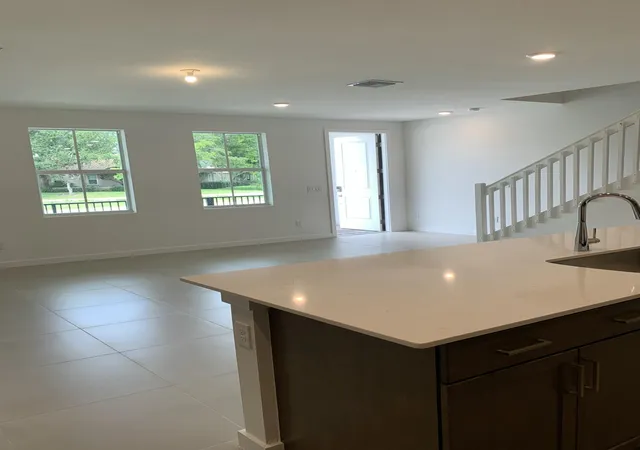 Photo 4 of Townhouse for sale at 747 SE Central Pkwy #42, Stuart, FL 34994 | MLS# B26041325 | Listing updated on 2026-10-05