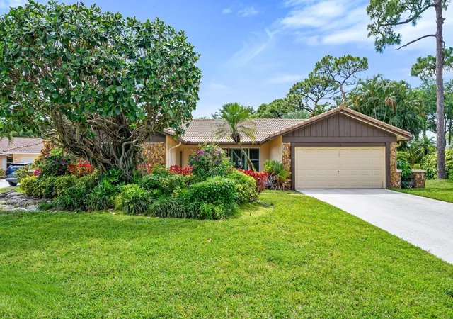 Photo 1 of Sale Pending at 2493 Timbercreek Cir Nw, Boca Raton, FL 33431 | MLS# B26041658 | Listing updated on 2026-09-14