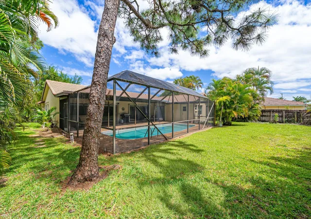 Photo 3 of Sale Pending at 2493 Timbercreek Cir Nw, Boca Raton, FL 33431 | MLS# B26041658 | Listing updated on 2026-09-14