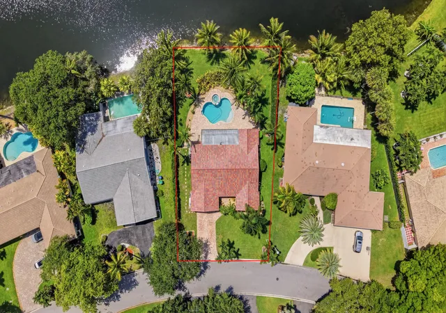 Photo 4 of Single family home for sale at 2017 NW 102nd Terrace, Coral Springs, FL 33071 | MLS# B26042099 | Listing updated on 2026-09-16