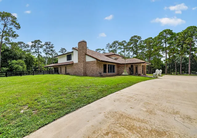 Photo 3 of Mansion for sale at 14780 Draft Horse Ln, Wellington, FL 33414 | MLS# B26042145 | Listing updated on 2026-10-06