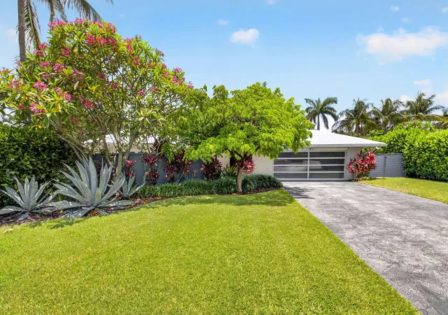 Photo 1 of Sale Pending at 2006 Nw 3rd Avenue, Delray Beach, FL 33444 | MLS# B26042365 | Listing updated on 2026-09-15