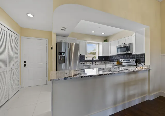 Photo 3 of Condo for sale at 2950 Se Ocean Blvd #119-6, Stuart, FL 34996 | MLS# B26042433 | Listing updated on 2026-09-14