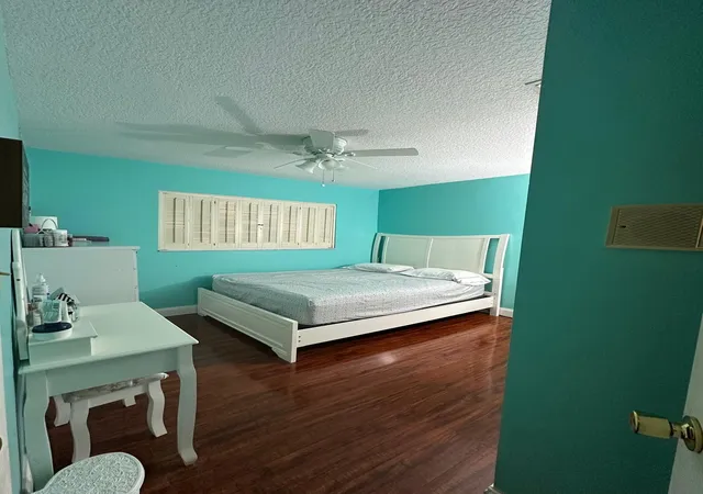 Photo 4 of Townhouse for sale at 102 Pleasant Hl Ln, Tamarac, FL 33319 | MLS# B26042873 | Listing updated on 2026-09-16