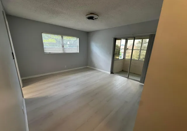 Photo 4 of Condo for sale at 21 Salisbury A, West Palm Beach, FL 33417 | MLS# B26042935 | Listing updated on 2026-09-15