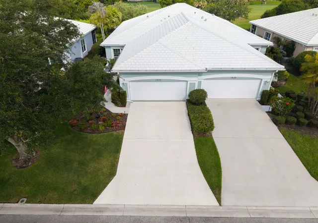 Photo 3 of House for sale at 1822 SW Willowbend Ln, Palm City, FL 34990 | MLS# B26043042 | Listing updated on 2026-10-07