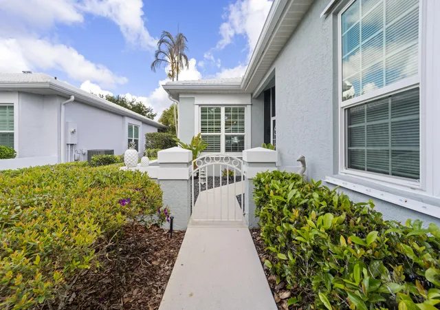 Photo 4 of House for sale at 1822 SW Willowbend Ln, Palm City, FL 34990 | MLS# B26043042 | Listing updated on 2026-10-07