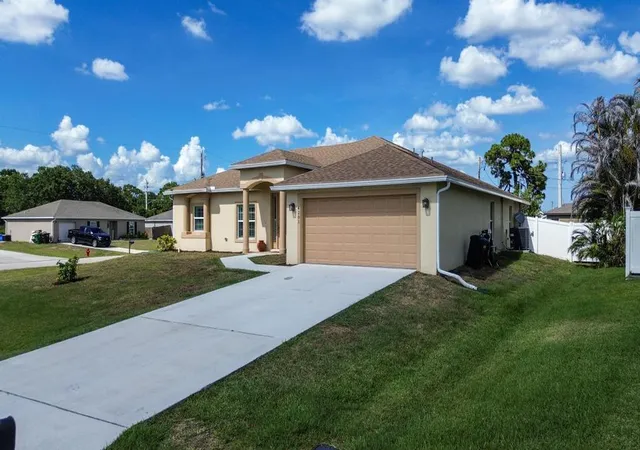 Photo 2 of Single family home for sale at 4201 Sw Mcclellen St, Port Saint Lucie, FL 34953 | MLS# B26043275 | Listing updated on 2026-09-15