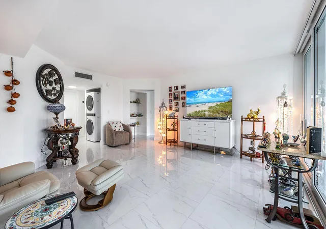 Photo 4 of Condo for sale at 3661 Via Poinciana Rd, Greenacres, FL 33467 | MLS# B26043279 | Listing updated on 2026-09-15