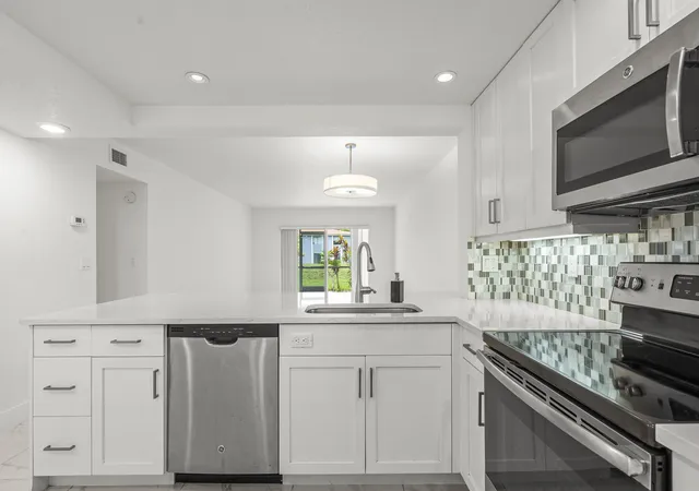 Photo 2 of Condo for sale at 3090 Holiday Springs Blvd #Unit 109, Margate, FL 33063 | MLS# B26043367 | Listing updated on 2026-09-15