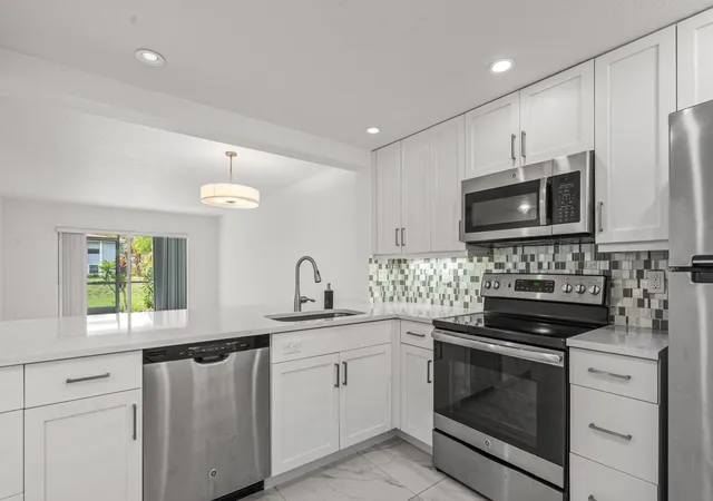 Photo 3 of Condo for sale at 3090 Holiday Springs Blvd #Unit 109, Margate, FL 33063 | MLS# B26043367 | Listing updated on 2026-09-15
