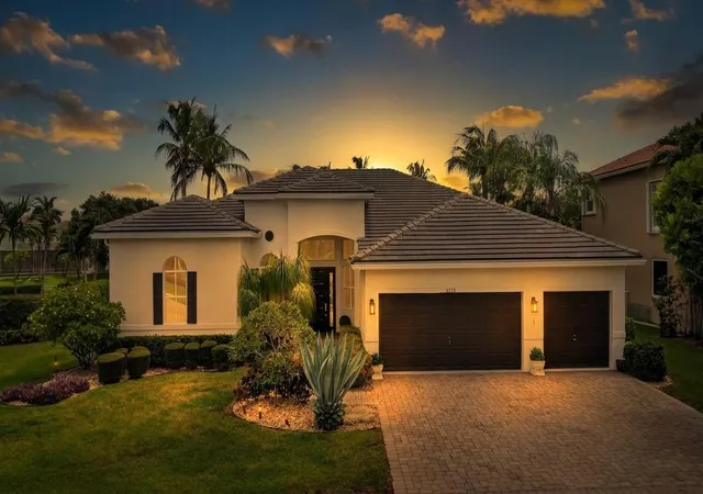 Photo 2 of Sale Pending at 6733 Finamore Cir, Lake Worth, FL 33467 | MLS# B26043617 | Listing updated on 2026-09-15