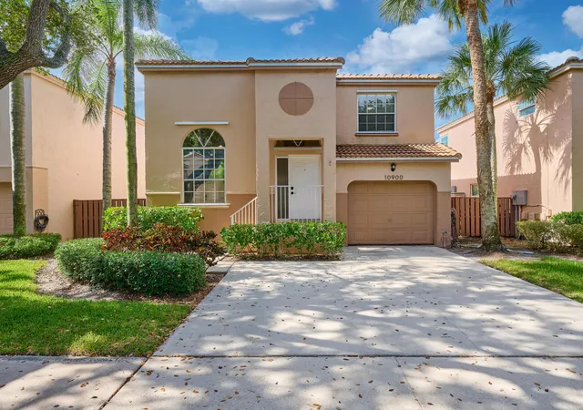 Photo 2 of Single family home for sale at 10900 Nw 12th Drive, Plantation, FL 33322 | MLS# B26043669 | Listing updated on 2026-09-13