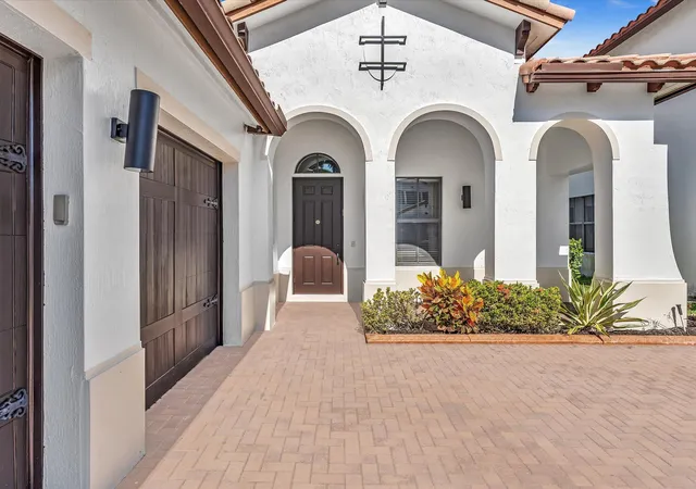 Photo 3 of Single family home for sale at 2680 Nw 84th Way, Cooper City, FL 33024 | MLS# B26043896 | Listing updated on 2026-09-28