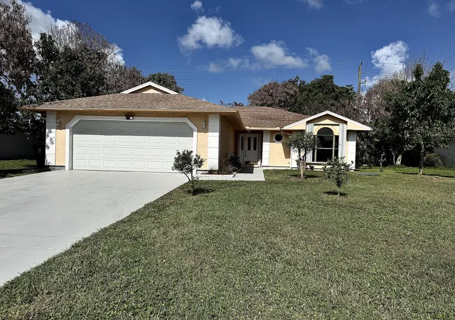 Photo 3 of Single family home for sale at 3053 Se Wake Rd, Port Saint Lucie, FL 34984 | MLS# B26043969 | Listing updated on 2026-09-15