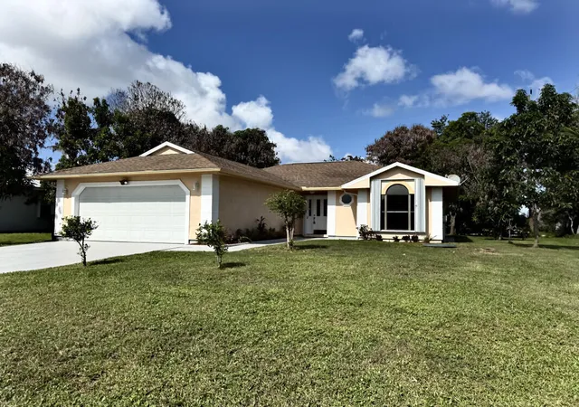 Photo 3 of Single family home for sale at 3053 SE Wake Rd, Port Saint Lucie, FL 34984 | MLS# B26043969 | Listing updated on 2026-09-15