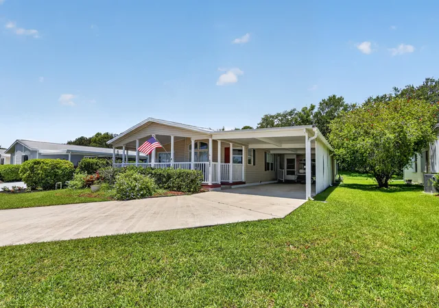 Photo 3 of Manufactured home for sale at 8004 Long Dr, Port St Lucie, FL 34952 | MLS# B26045028 | Listing updated on 2026-09-13