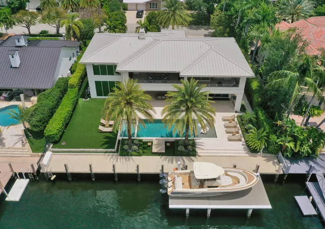 Photo 1 of Sale Pending at 2718 Ne 17th Street, Fort Lauderdale, FL 33305 | MLS# B26045239 | Listing updated on 2026-09-13
