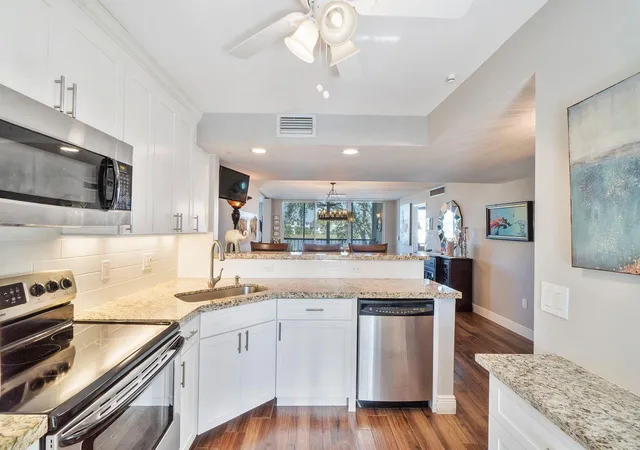 Photo 3 of Condo for sale at 4832 Esedra Ct #206, Lake Worth, FL 33467 | MLS# B26045388 | Listing updated on 2026-09-16