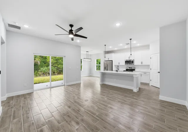 Photo 2 of Single family home for sale at 7825 96th Avenue, Vero Beach, FL 32967 | MLS# B26045895 | Listing updated on 2026-10-04