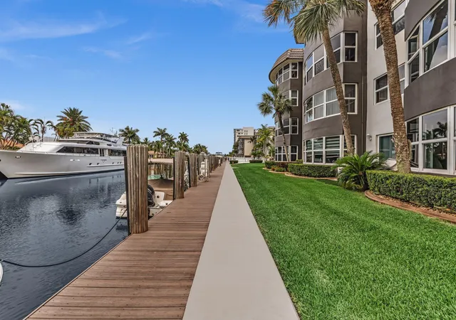 Photo 2 of Condo for sale at 3031 Ne 51st Street #403w, Fort Lauderdale, FL 33308 | MLS# B26045897 | Listing updated on 2026-09-14